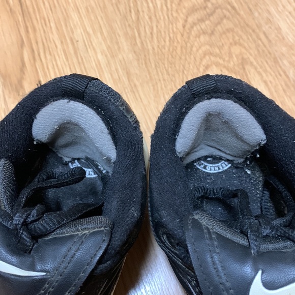 Nike Boys Cleats
Black - Size 1Y
Expand Tech - Picture 8 of 11